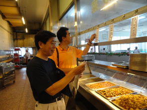 餐飲管理部用心做好迎新服務(wù)工作，傳遞校園第一份溫暖